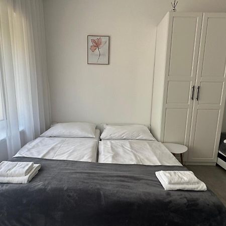 Apartament Rezidence Kbely - Free Parking Praga Zewnętrze zdjęcie