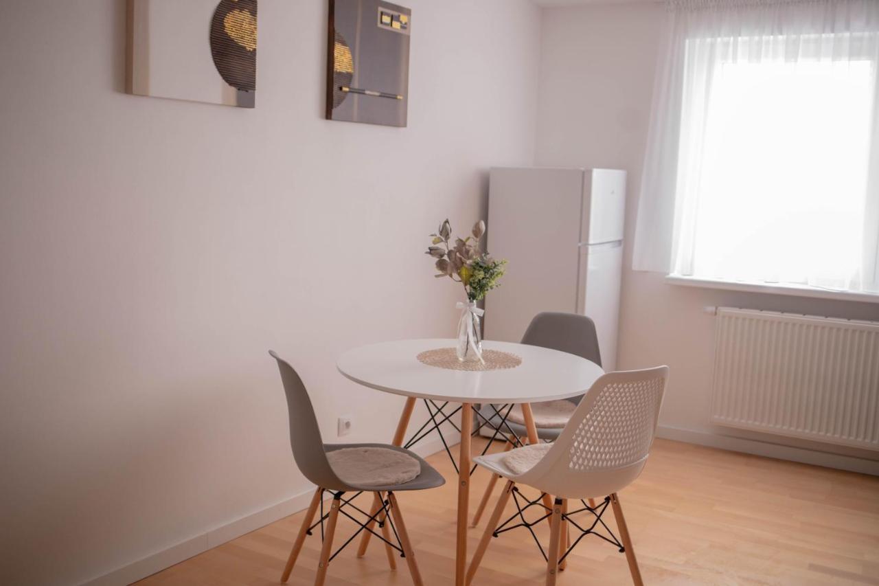 Apartament Rezidence Kbely - Free Parking Praga Zewnętrze zdjęcie
