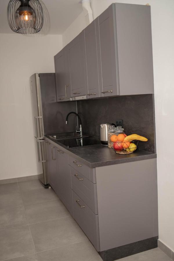 Apartament Rezidence Kbely - Free Parking Praga Zewnętrze zdjęcie